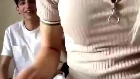 Liseli Aşk ve Seks Videoları - Türk Liseli Ateşli Video